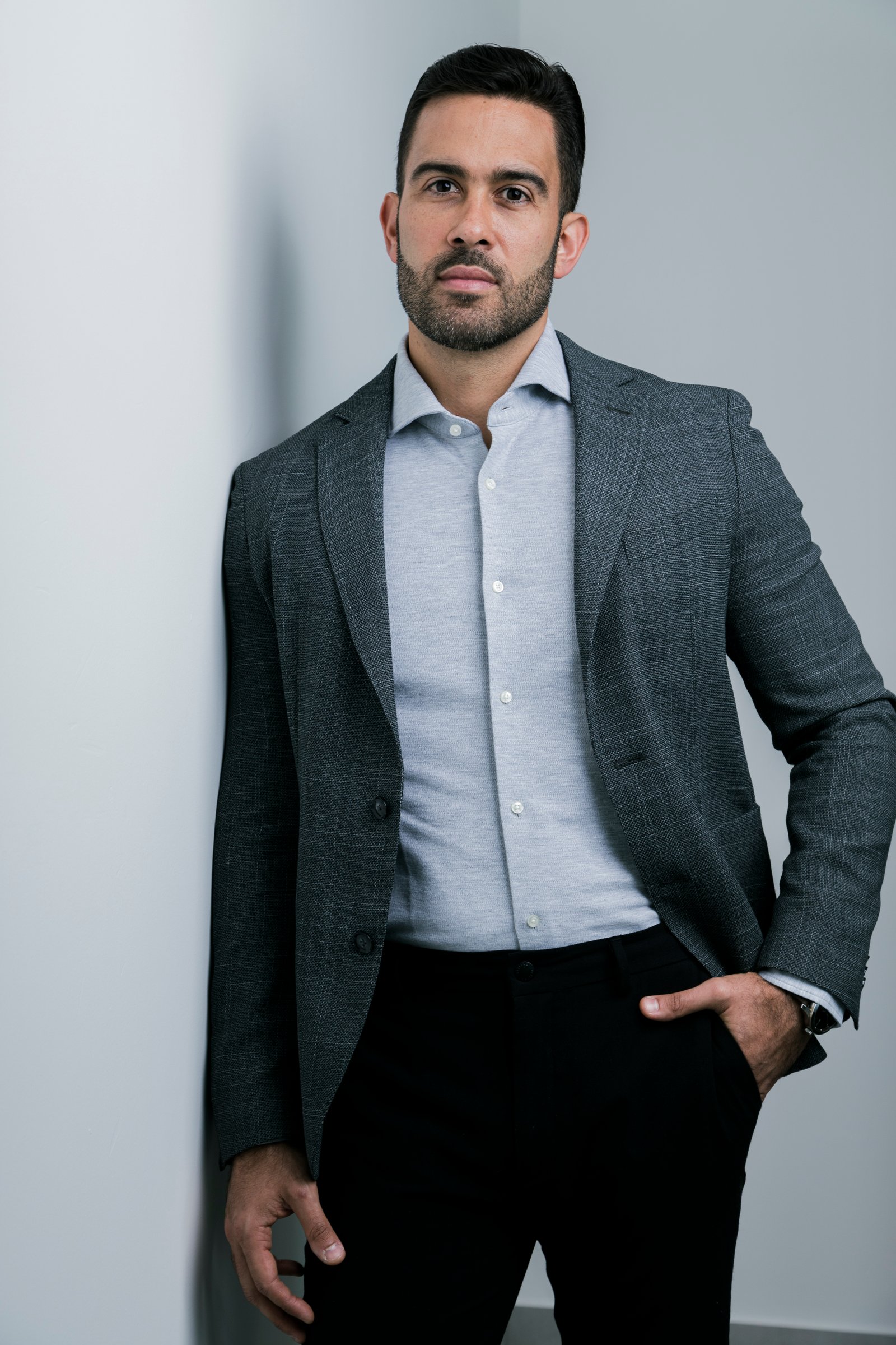 Dr. Marco Túlio em ambiente cirúrgico